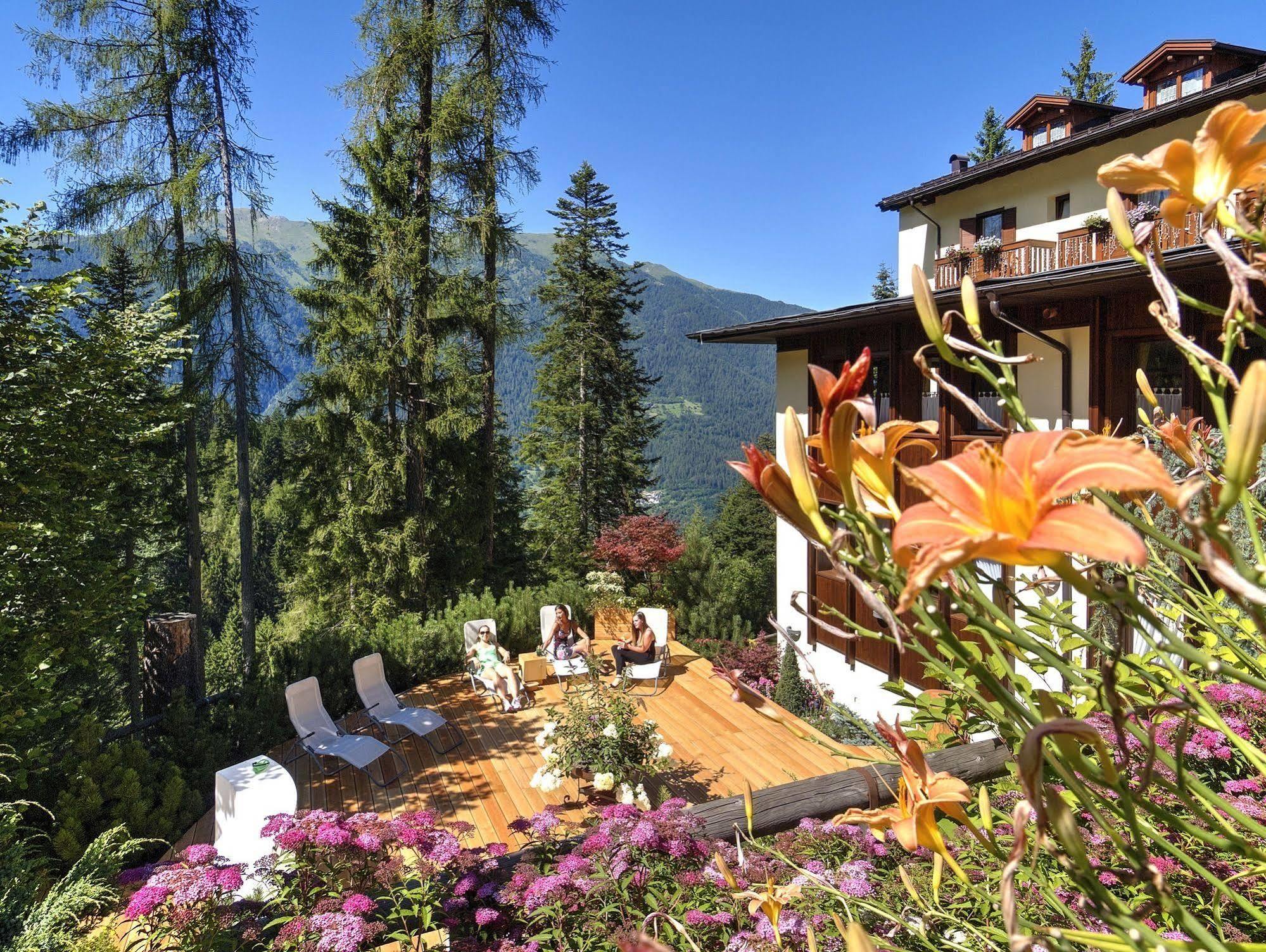 Hotel Caminetto Folgarida Εξωτερικό φωτογραφία